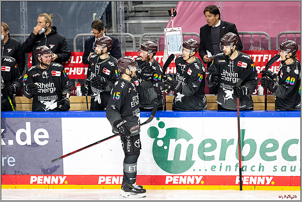 PENNY DEL;  Koelner Haie - Fischtown Pinguins Bremerhaven; Koeln, 17.01.2021